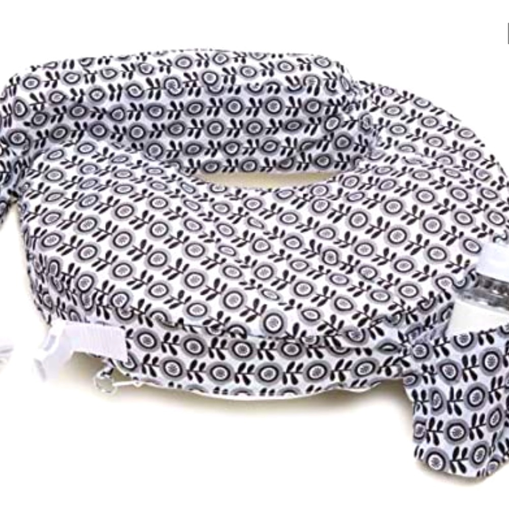 Breast feeding pillow